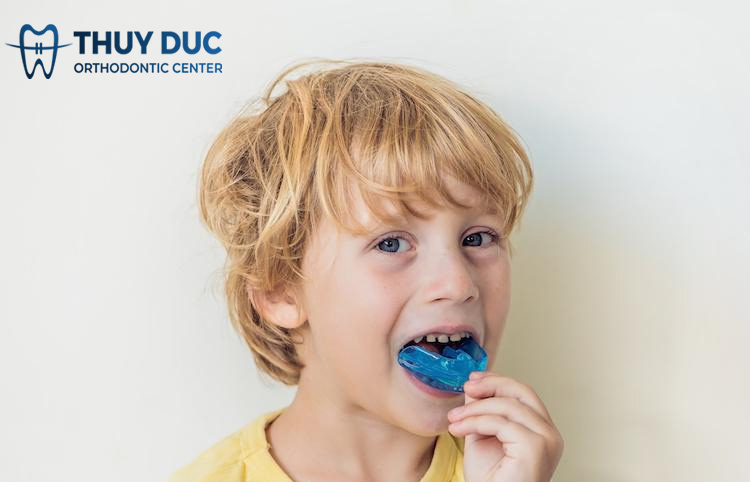 Hướng dẫn sử dụng niềng răng Silicon 1