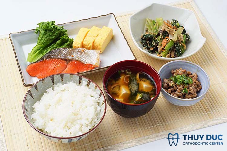 Chế độ ăn uống hợp lý 1 Chế độ ăn uống hợp lý 1