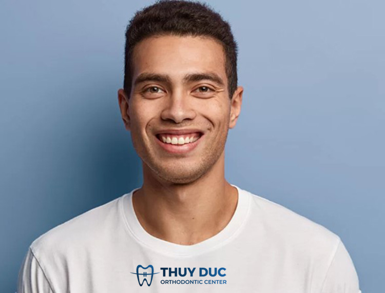 Cười hở lợi tướng số nam có vận mệnh ra sao? 1