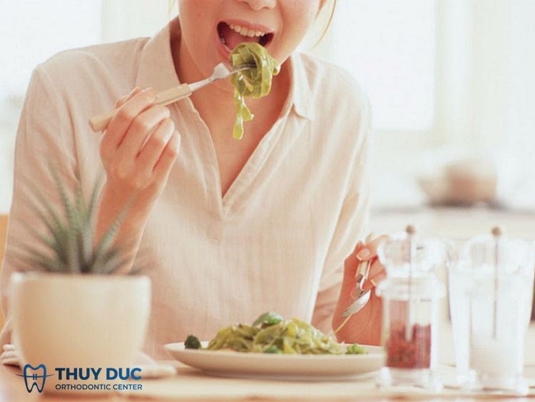 Nhai 1 bên bị lệch mặt và cách khắc phục hiệu quả nhất 1