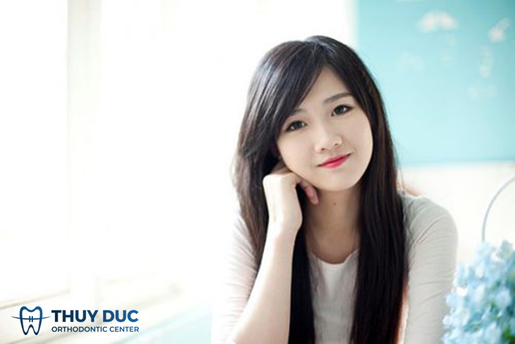 Phụ nữ cười không hở răng theo nhân tướng học 1 Phụ nữ cười không hở răng theo nhân tướng học 1