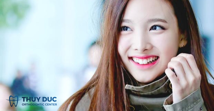 Người răng cửa to theo quan niệm nhân tướng học 1