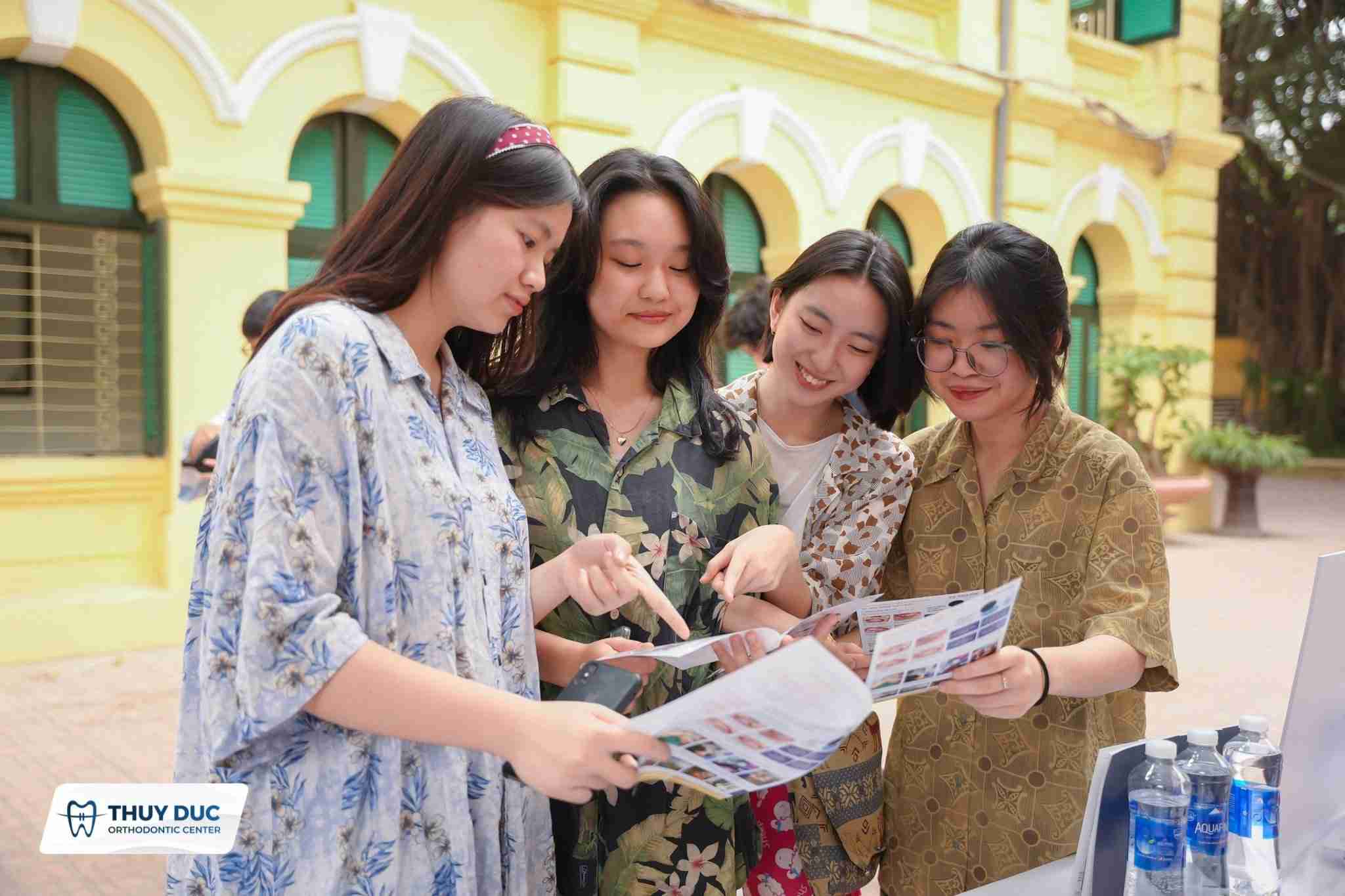 THÚY ĐỨC x THPT VIỆT ĐỨC HÂN HẠNH LÀ NHÀ TÀI TRỢ KIM CƯƠNG CHO SỰ KIỆN 