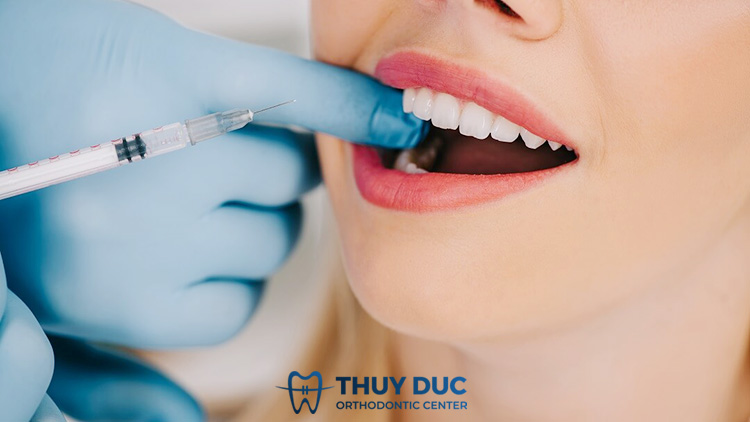 1. Tiêm thuốc tê vào răng có tác dụng gì? 1