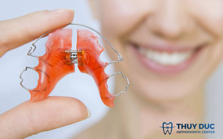 Sử dụng khí cụ tháo lắp 2